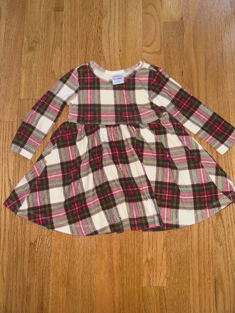 Hanna Andersson- Holiday plaid dress- 2T